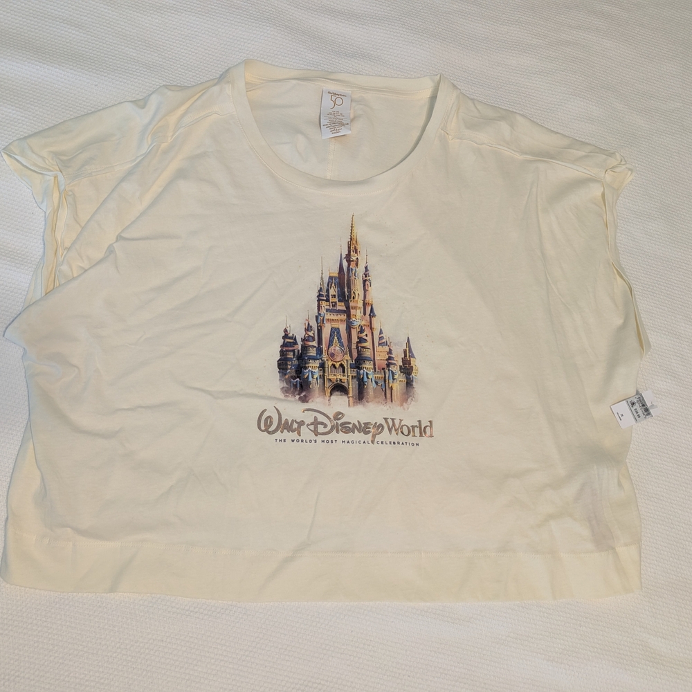 Disney Plus Size Castle Tee - Picture 2 of 3